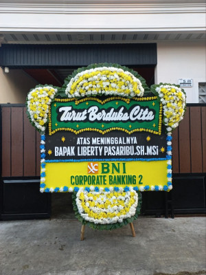 Papan Bunga Duka di Tondo