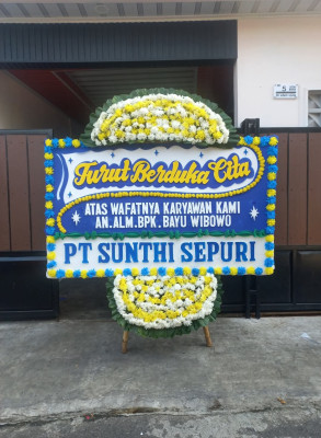 Papan Bunga Duka di Tondo